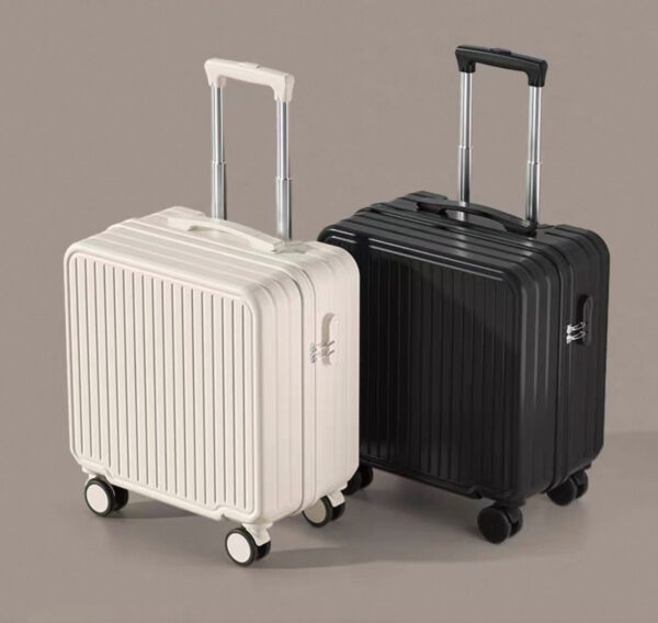 Live broadcast exclusive discounts, European and American fashion handbag Crocodile skin series